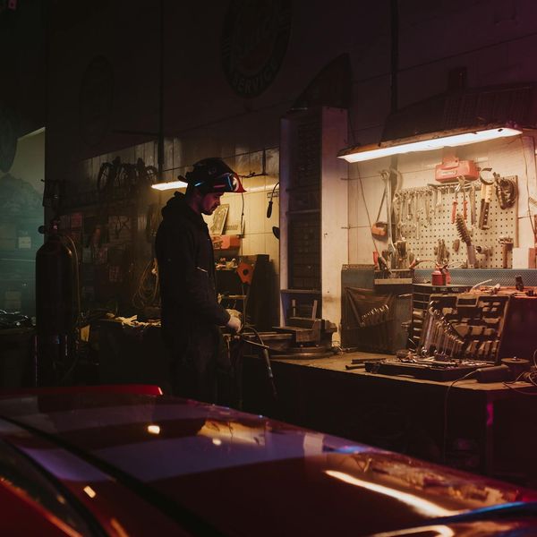 Electric vehicle maintenance and diagnostic services